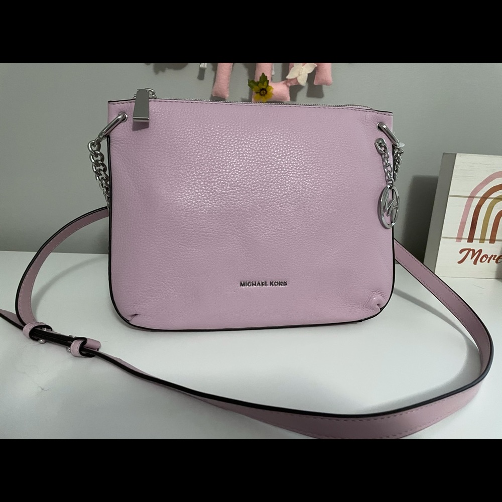 Michael Kors Lillie Messenger crossbody